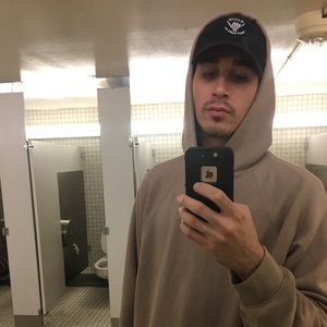 Meet your Posher, Noel